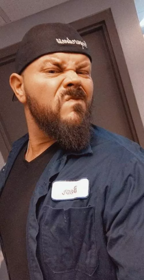 It's hump day and I haven't gotten any humps yet ! What can we do to spice up this Wednesday morning ? 😉