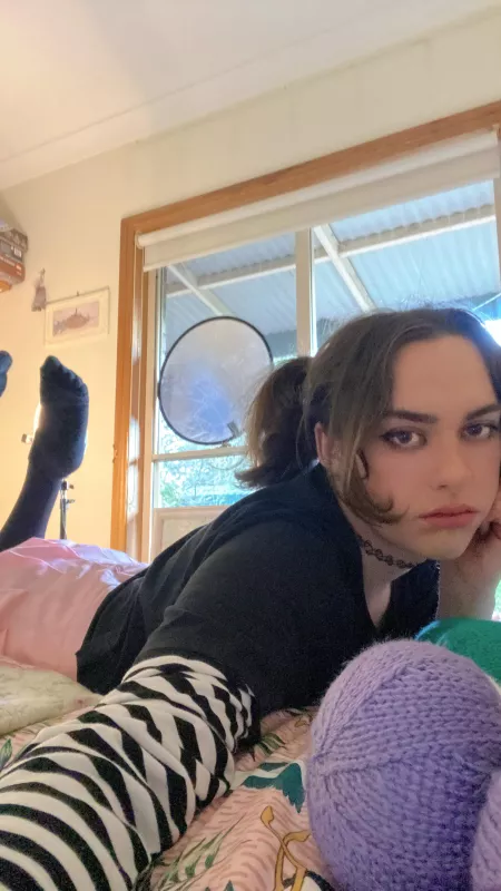 I’ve been a bit dysphoric lately but anyways how r all u guys doing? ☺️