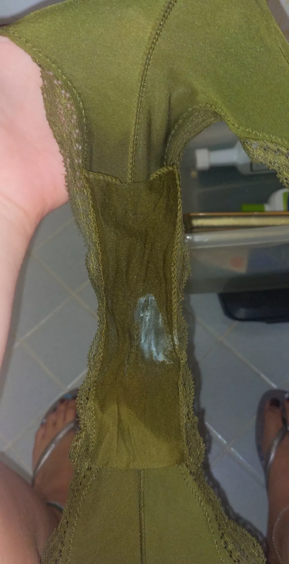 💚 I've been running around running errands in these so they are pretty damn soaked 💦 also very pungent pussy scent 💕 💚 I've been running around running errands in these so they are pretty damn soaked 💦 also very pungent pussy scent 💕