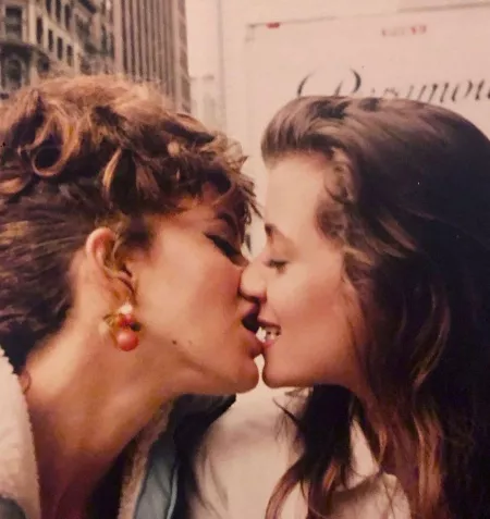 Jennifer Grey & Mia Sara