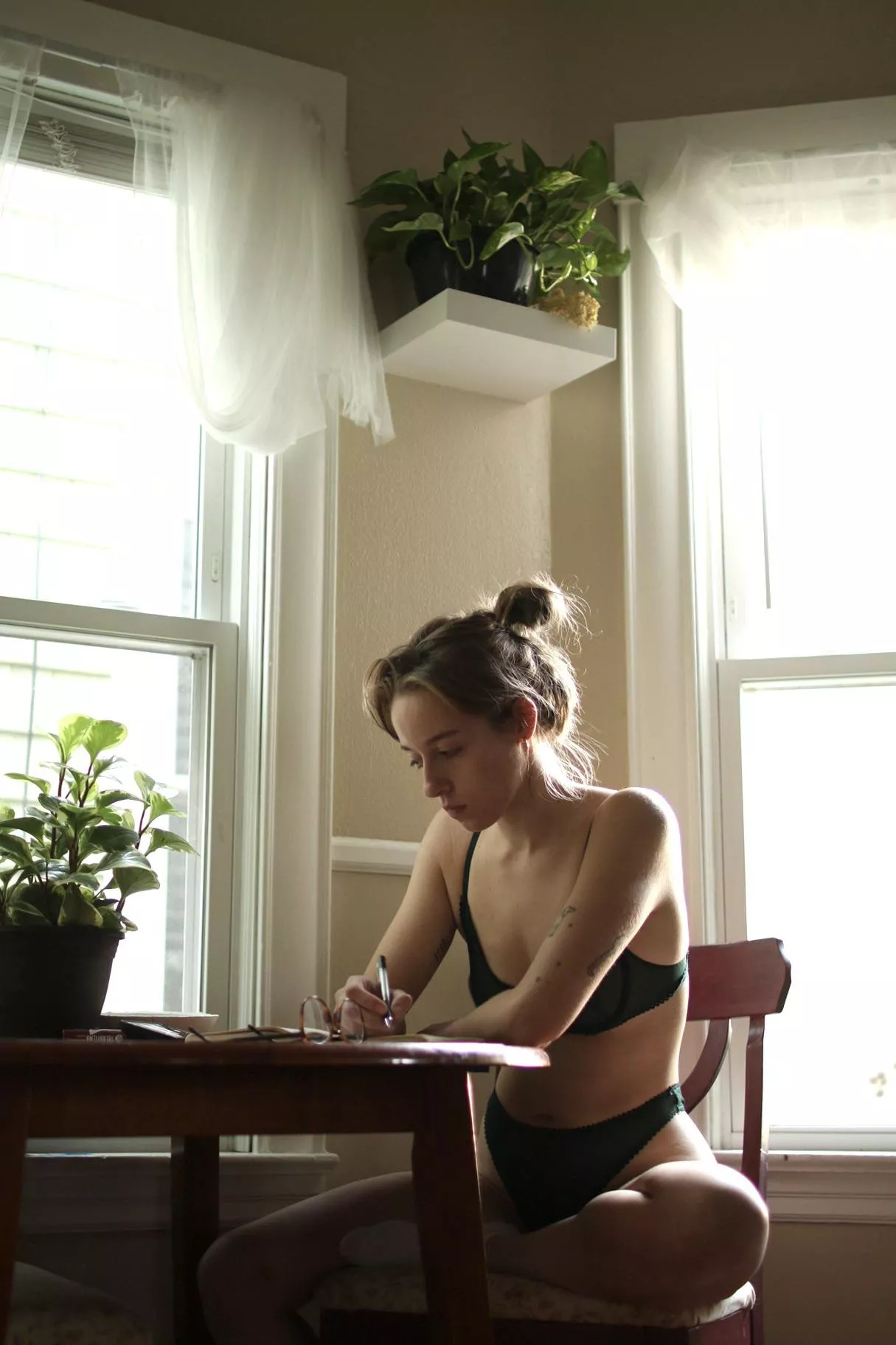 journaling in my home ❤️
