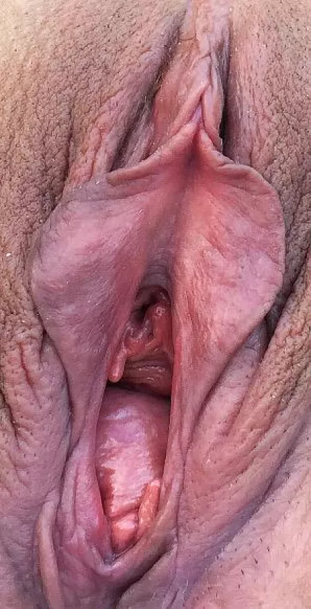 Just love Katherine Brown's wrecked hole 💋💯👅👅👅