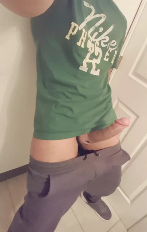 Just my big Brazilian dick on your screen! 😜