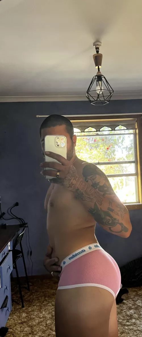 Just one of several favourite pairs 🍰