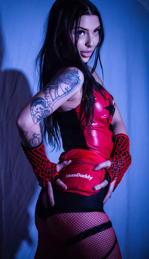 Just stopping by to be silly/show my costume off 😅❤️🤘🏼