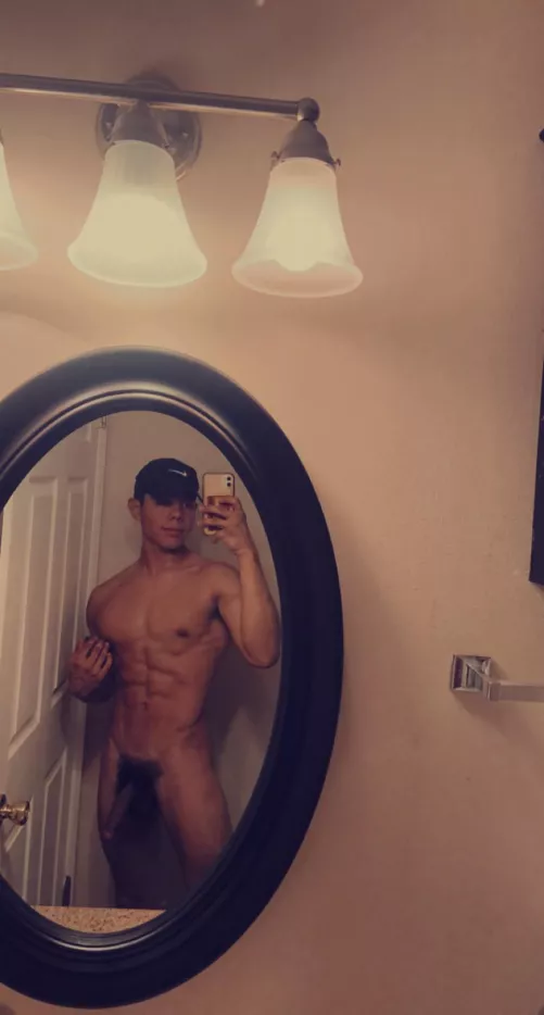 Kinda hot? Or nahh 😜