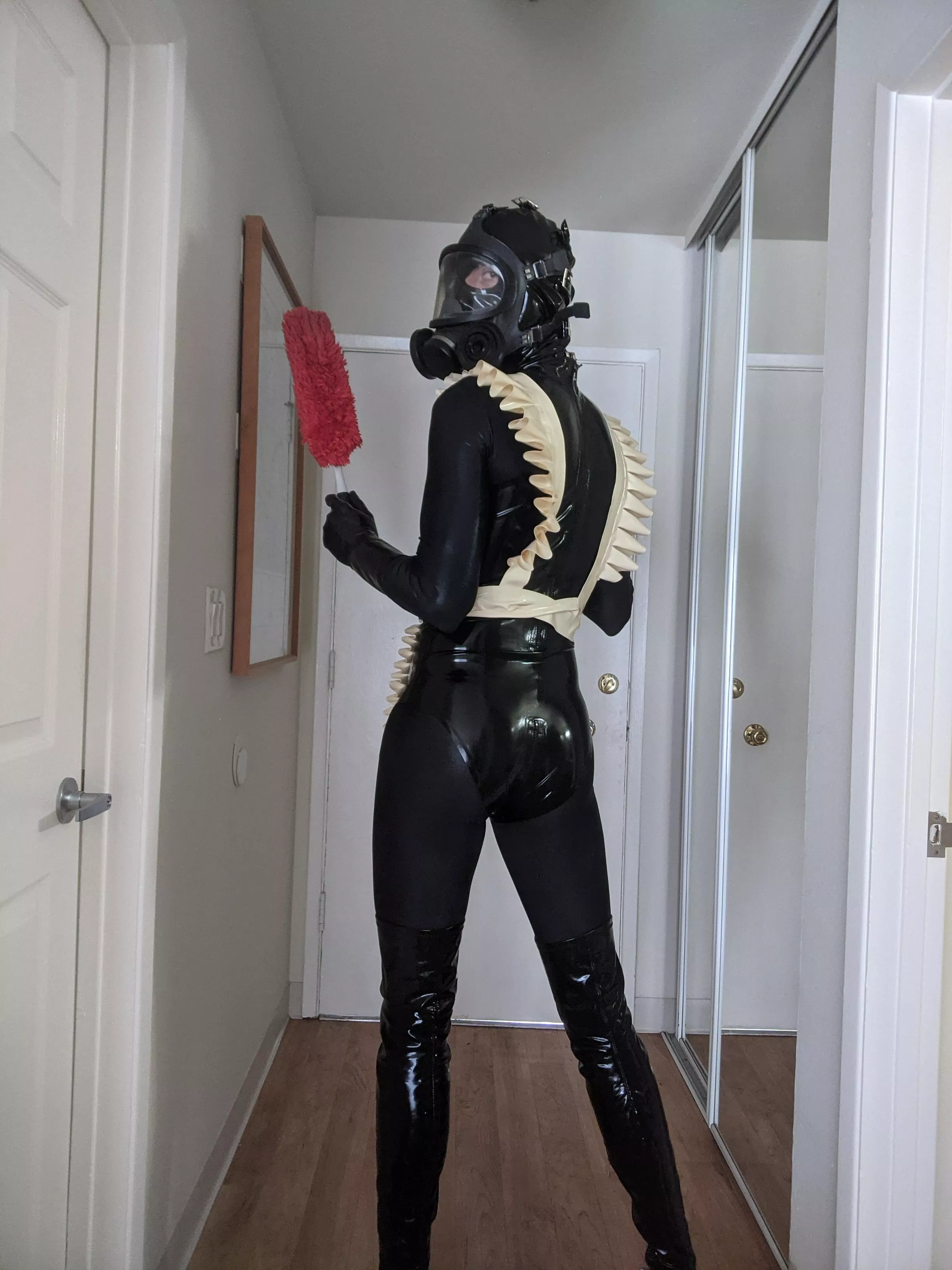 Latex Maid Porn