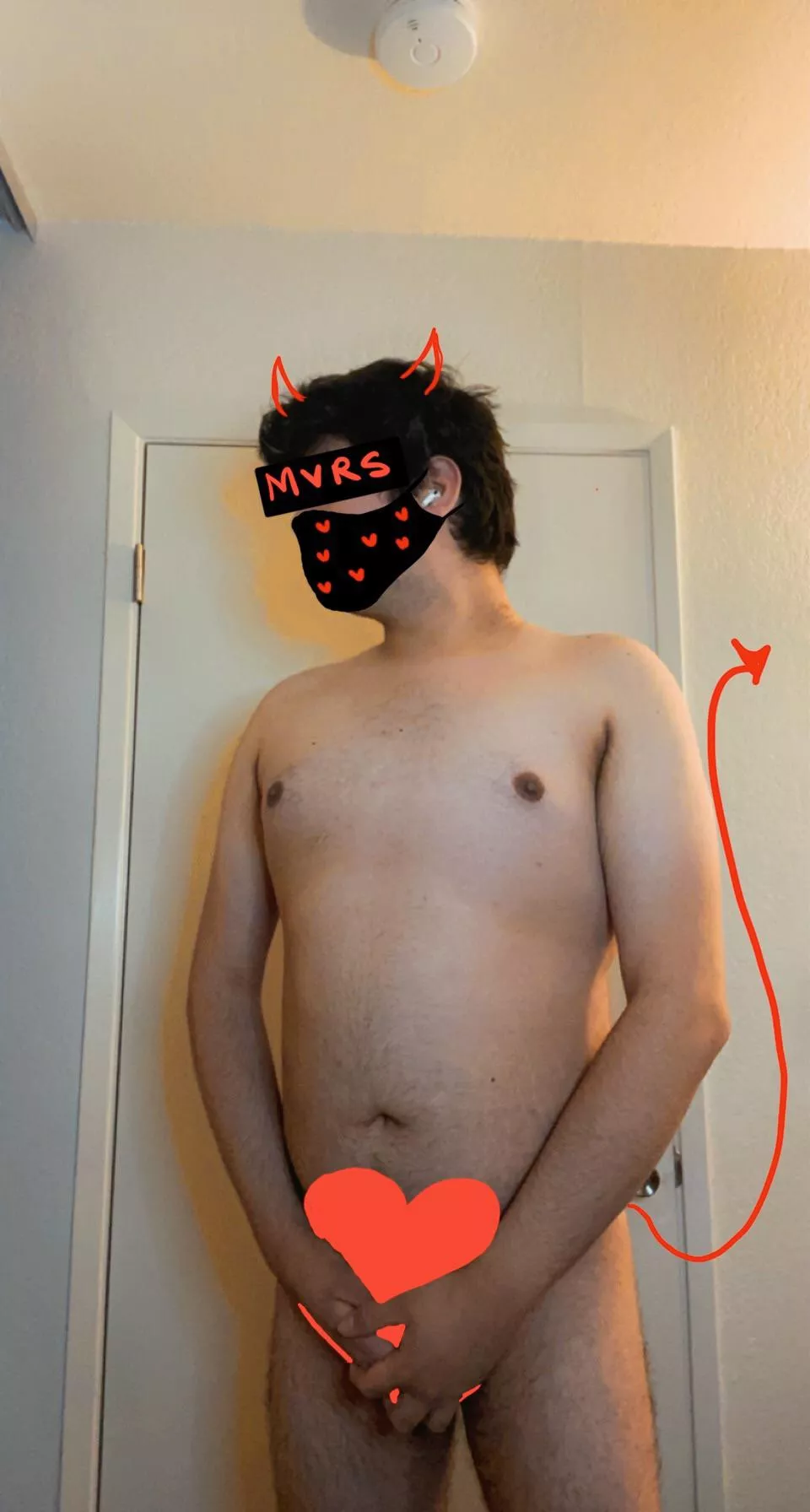 Latino Boy Mars Loverboy here to ask, will you take care of my heart for me? ;) hehe I mean the one in the picture ;) Latino Boy Mars Loverboy here to ask, will you take care of my heart for me? ;) hehe I mean the one in the picture ;)