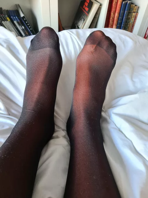 Layered nylons are amazing 🥰