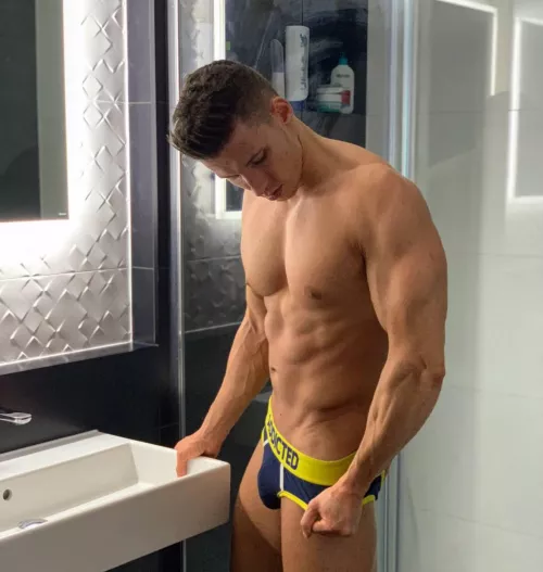 Lazy to take off my underwear alone, whom wanna help me?👅