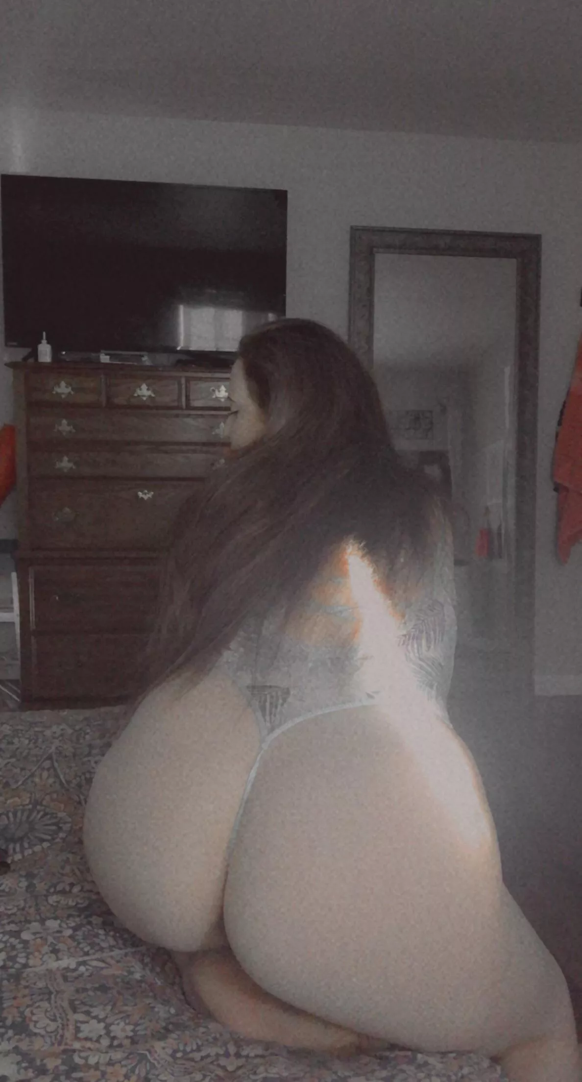 Lean into it..🍑