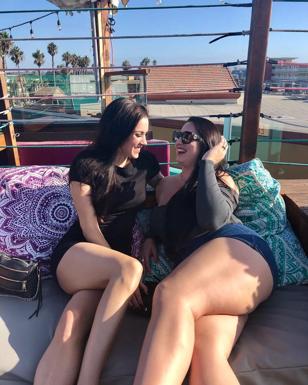 Legs for days