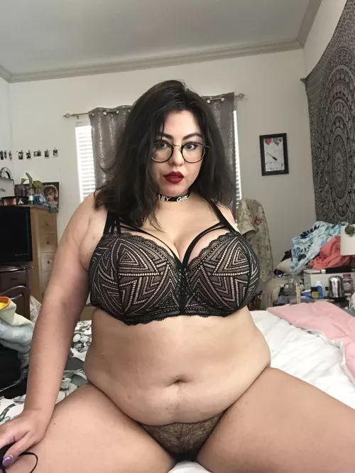 Let’s cuddle together on this cold night. I’m little spoon! 🥺