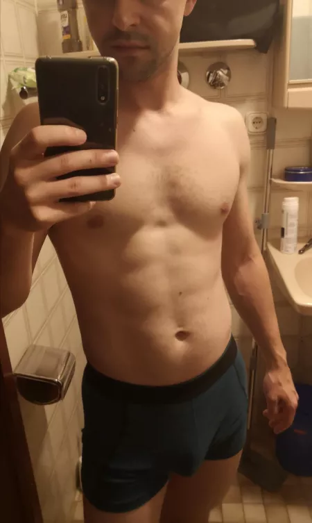 Let's dive into weekend right, shall we? 😉