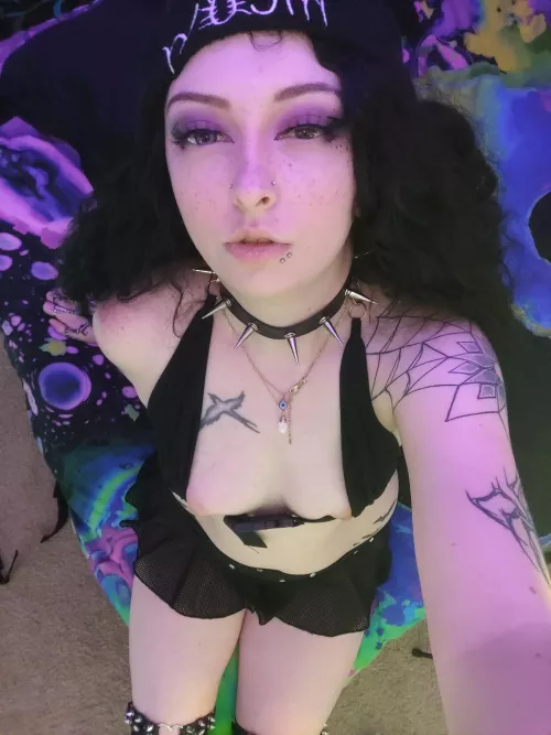 Let's have a dual to see how's the most hardcore 😏