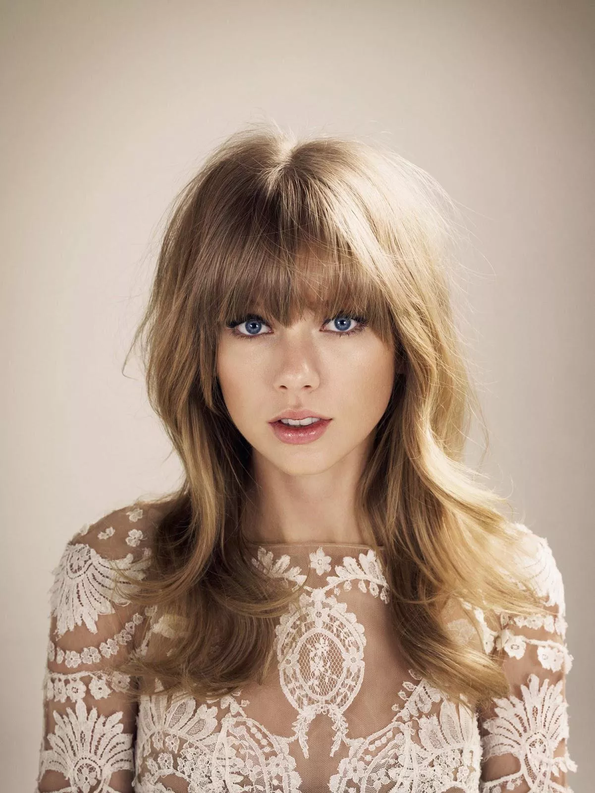 lets jerk off to taylor swift she has me so weak