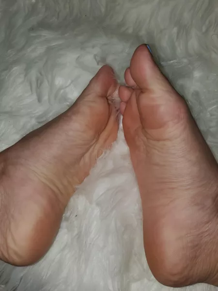 🙊 lick them now 😈