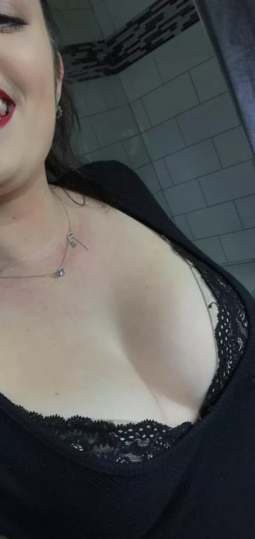 Like it when I tease you? 🤷‍♀️ x