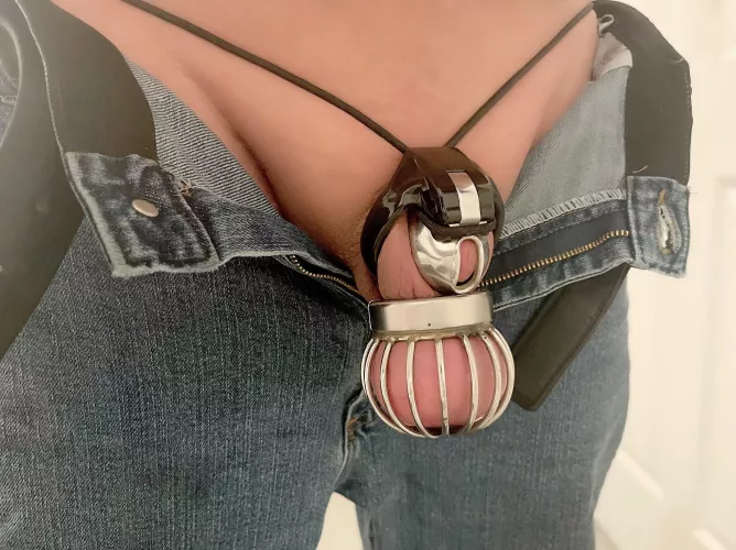 Like my work attire?? Too hot still for undies with all this metal!