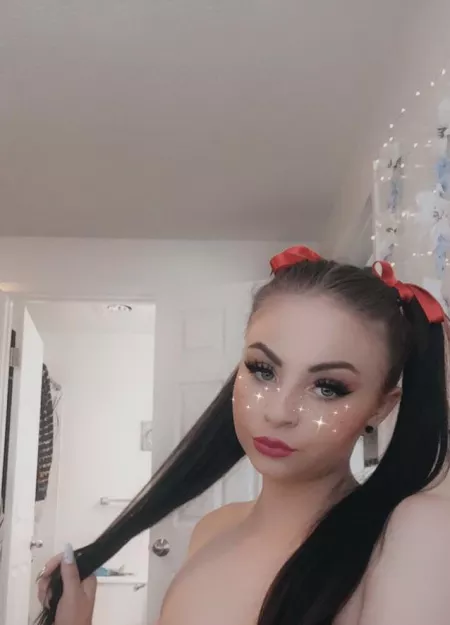 Little devil 😈💋