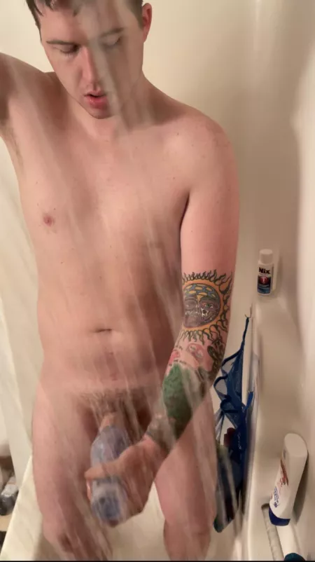Little fun in the shower before work 😉