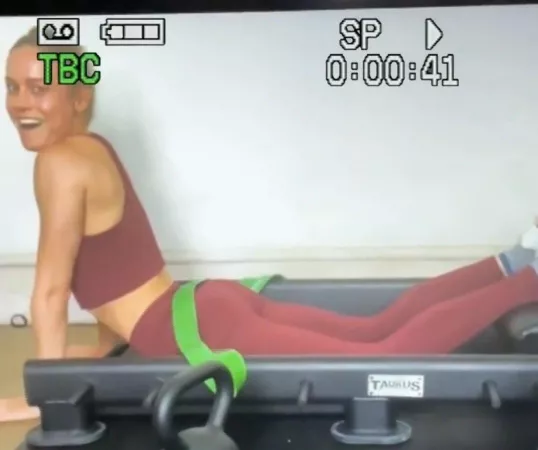 Look at that sinfully sexy little smile on Brie Larson’s face. She knows what she’s doing. What a cocktease.