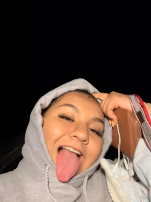 Looking for bulls to tribute my thick gf please take her from me and own her for yourself, verbal jerk vids are a plus Kik cuckaddict22 for more