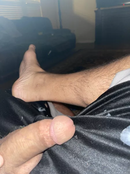 Lotioned my feet, now waiting for someone to help get my cock hard and worship my size 17s. 🤤🥴
