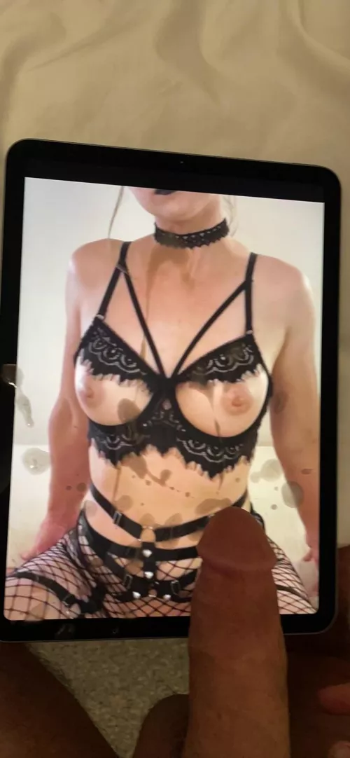 Love cumming all over your girl