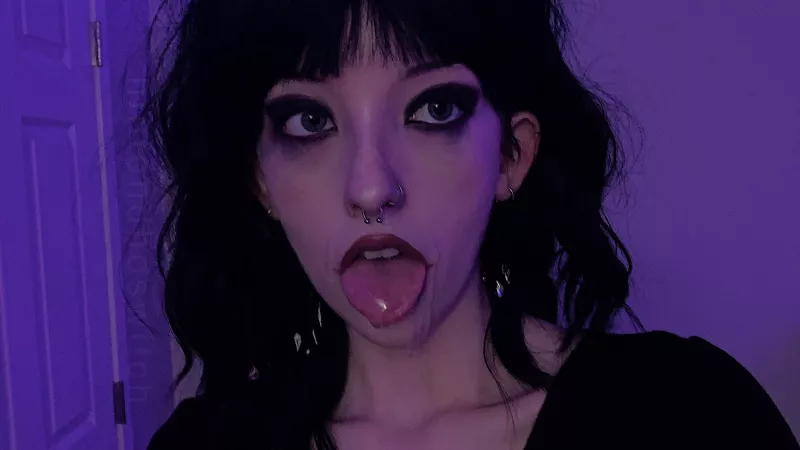 love the look of my eye makeup getting messed up 🥰