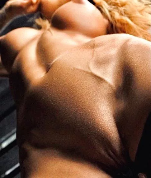 Loving my veins above my Flaming Ladybug. Been laying in bed for a while too bad I don’t have any lady friends that are DTF because I’d love to feel some sexy lips over my lower ab veins. 🤤❤️🔥 Loving my veins above my Flaming Ladybug. Been laying in bed for a while too bad I don’t have any lady friends that are DTF because I’d love to feel some sexy lips over my lower ab veins. 🤤❤️🔥