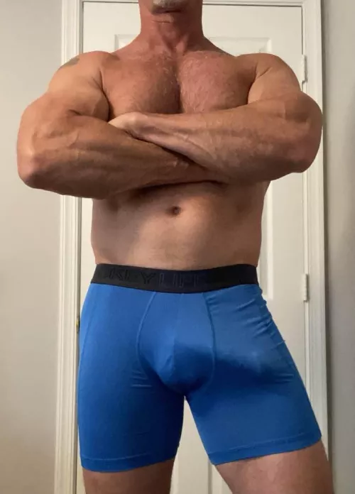 [M] 57. Wearing compression shorts has its advantages.