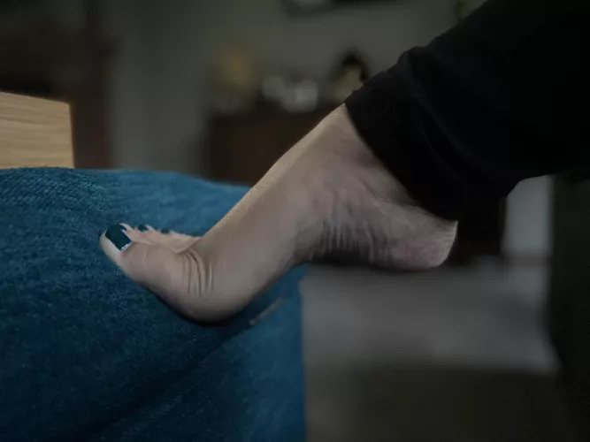 Maybe you can be the next one to decide the color? 😘