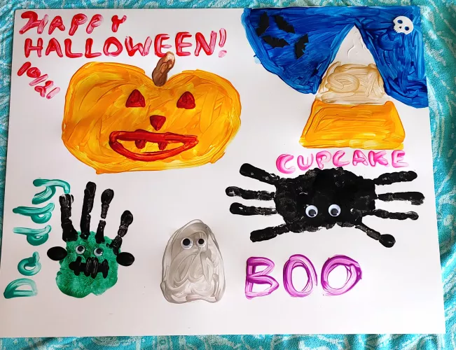 Me and Daddy did fingerpainting!!