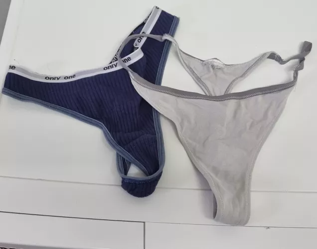 Me and my Girlfriend are Visiting her Sister and I found that in the Bathroom🔥