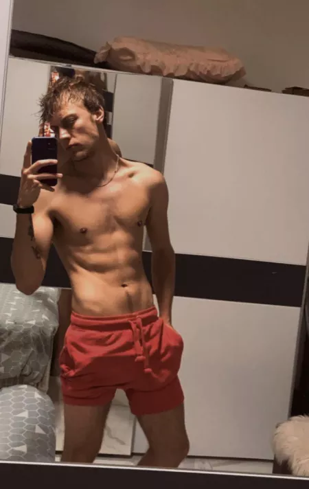 📨 me on 👻 @kyle_fboy