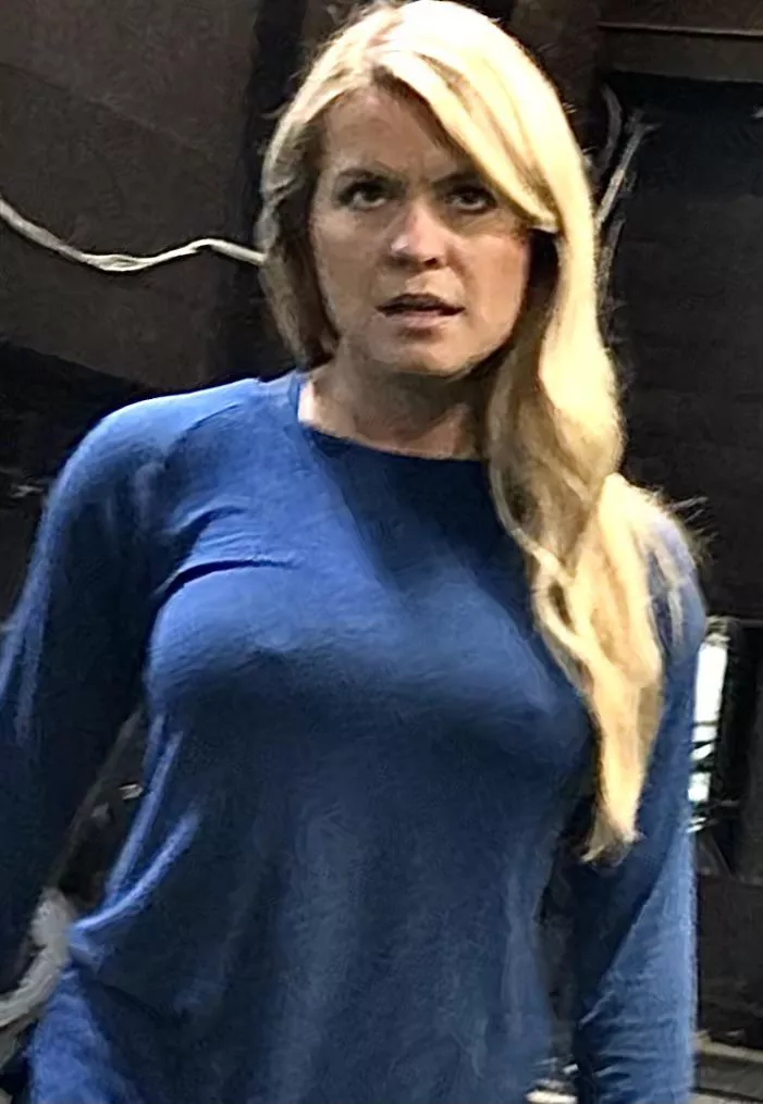 Mom of 3. 48. 5’2 You should video yourself stroking your cock to my pictures and videos for me to see and get off too Mom of 3. 48. 5’2 You should video yourself stroking your cock to my pictures and videos for me to see and get off too
