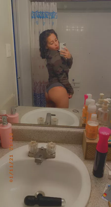 Morning buns waiting to be glazed 💋