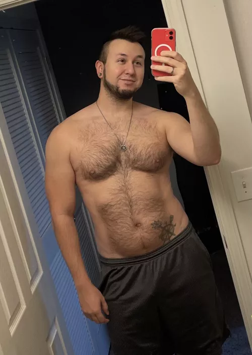 Much like a good burger, I’m thick, juicy, & a little pink inside. 😂 🍔