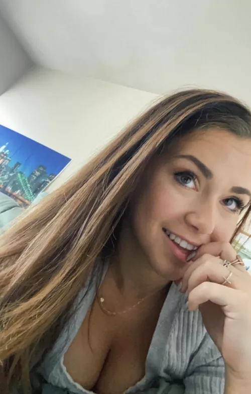 My buddy’s gf.. what do you guys think?