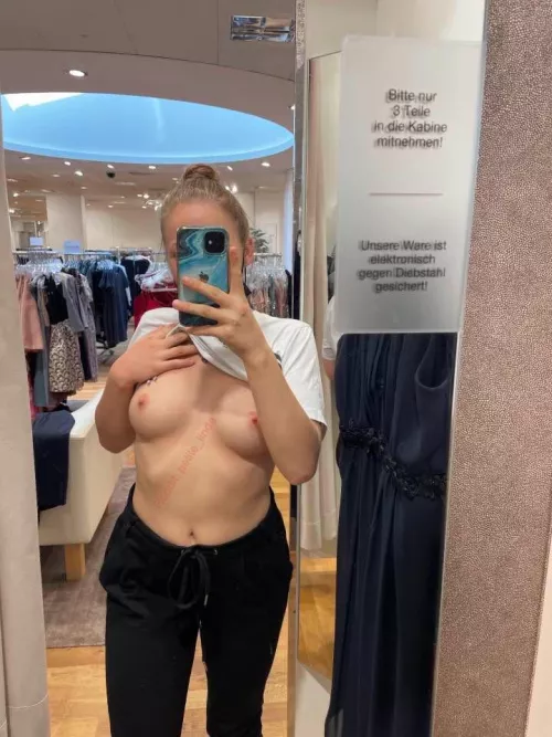 My first post 🙈 time to flash in the market (f)