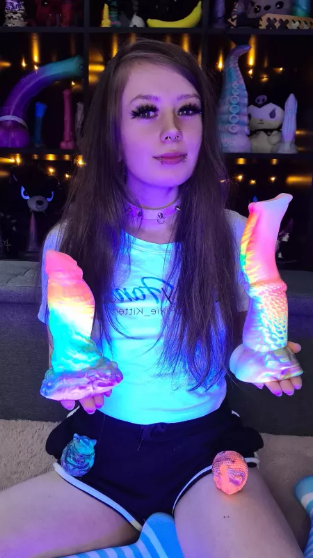 My first toys from PPS! Medium Jupiter (Near Clear) and Large Kitalpha 🌈