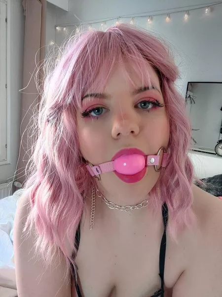 My new pink ball gag is just too cute not to share