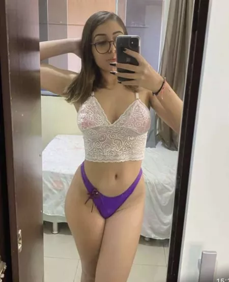 My simple mistress seeking for more submissive slave who’s ready to serve me and we explore kinks together chat me on Snp kendrabecca