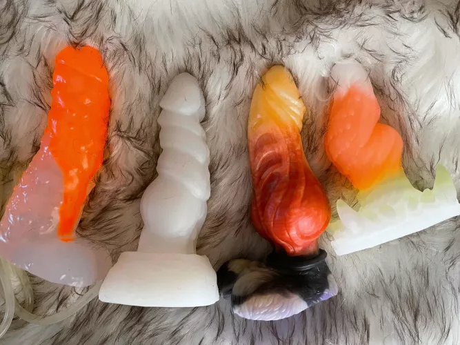 My spookier toys! 🎃🐈‍⬛🖤👻 details in comments