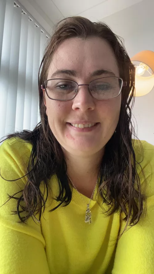 My wife kik jezza2979