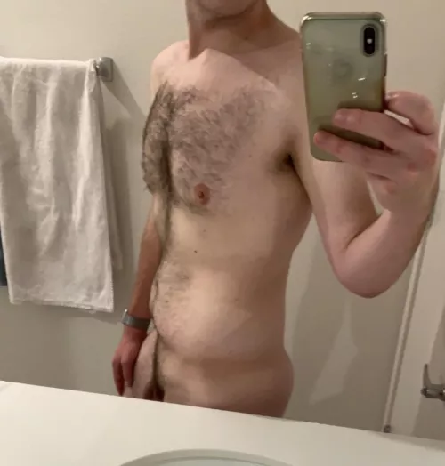 My winter coat filled in early. 🦦