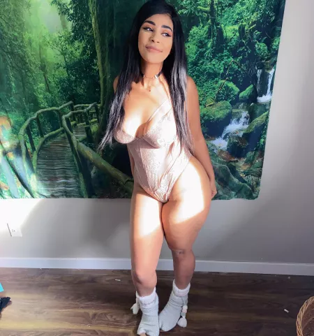 need a man to take me to Arby’s (f)