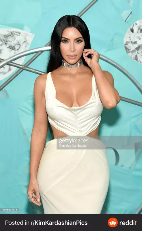 need someone to rp as kim kardashian. she’s got my morning wood throbbing