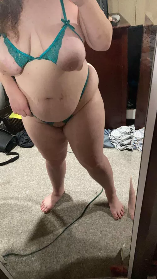 Need to be induced so my heavy tits can be used to feed 🙈😘